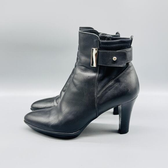 Aquatalia Boots Womens 8 Black Leather Ankle Pointed Toe Side Zip Heels Shoes - Picture 5 of 12